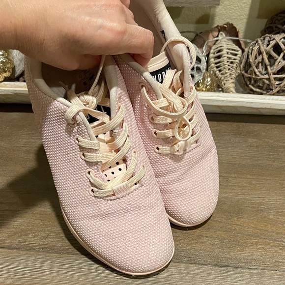 NOBULL blush trainers size 9 - Picture 3 of 5